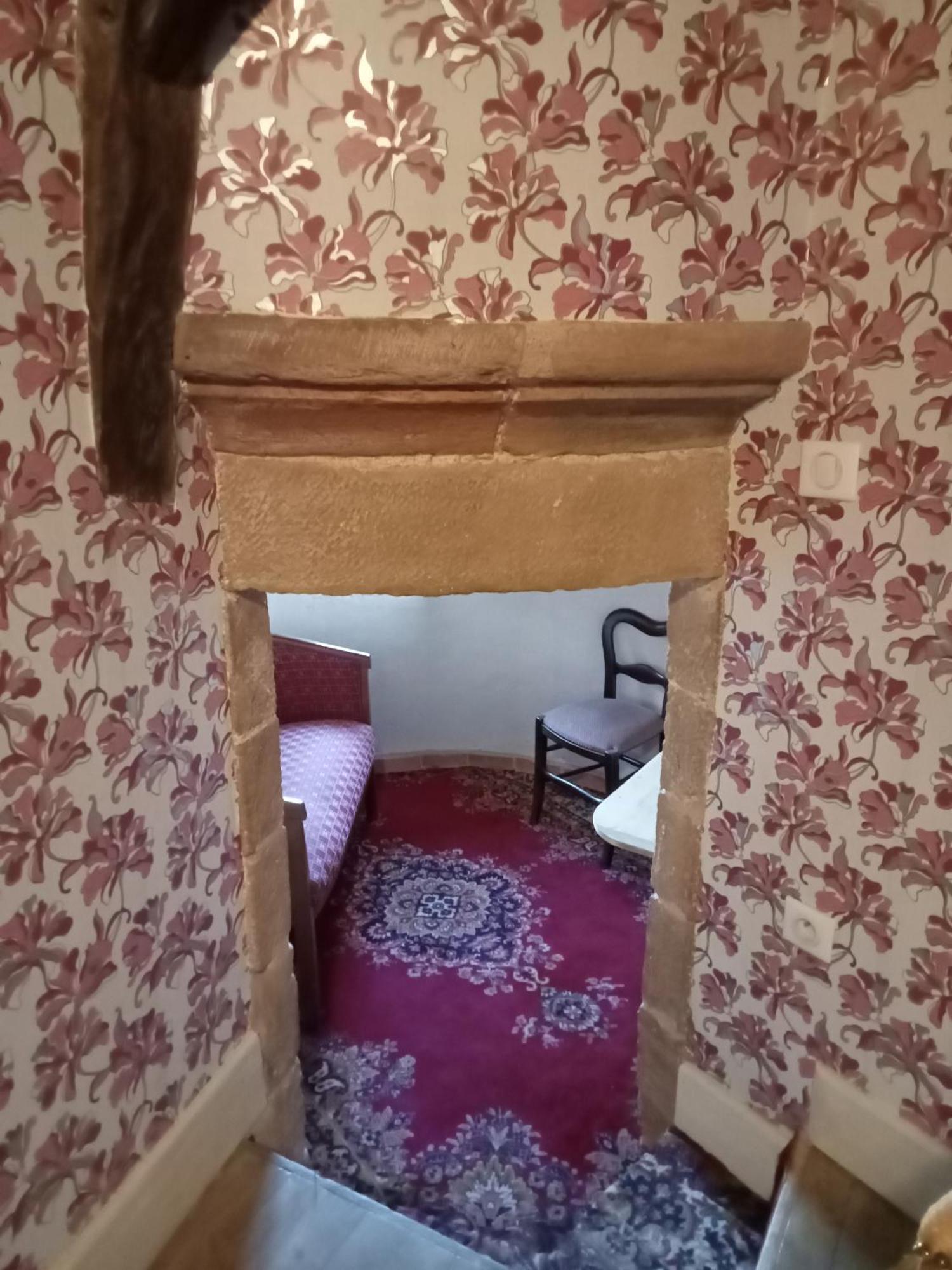 Chateau De Vassinhac Chambres D'Hotes Collonges La Rouge Room photo